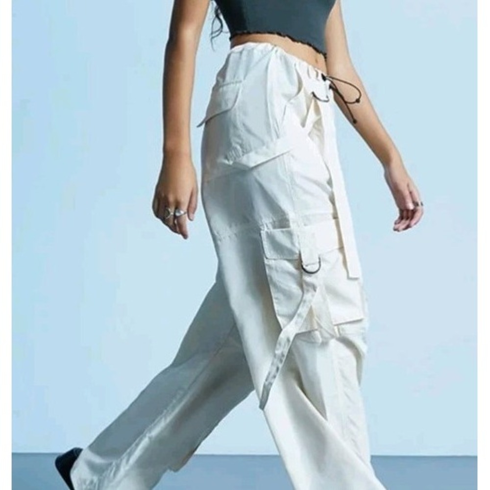 LA Hearts Women's Cargo Pants Super Baggy Fit Lightweight Cream/Flesh Color Sz M